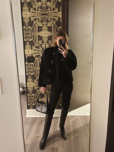 What I wore in NYC. Winter outfit idea
