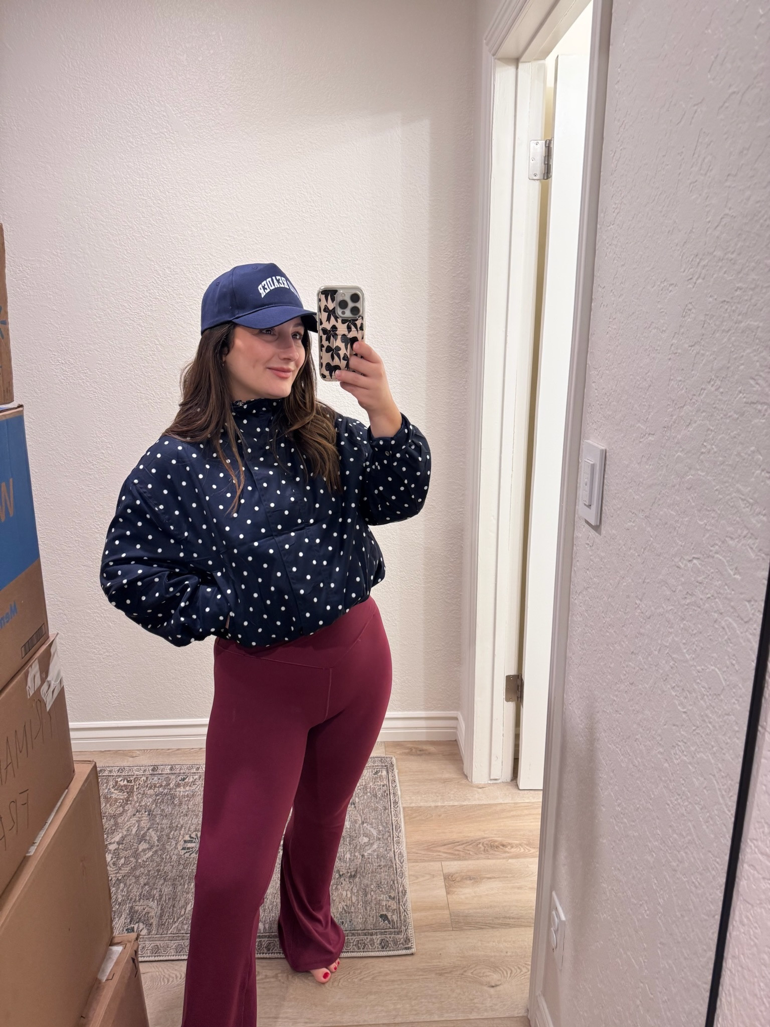 Lightweight polka dot jacket paired with yoga pants! Petite friendly flare leggings size small 28" (5'0" 140lbs)


#LTKActive #LTKfitnessgoals #LTKPetite