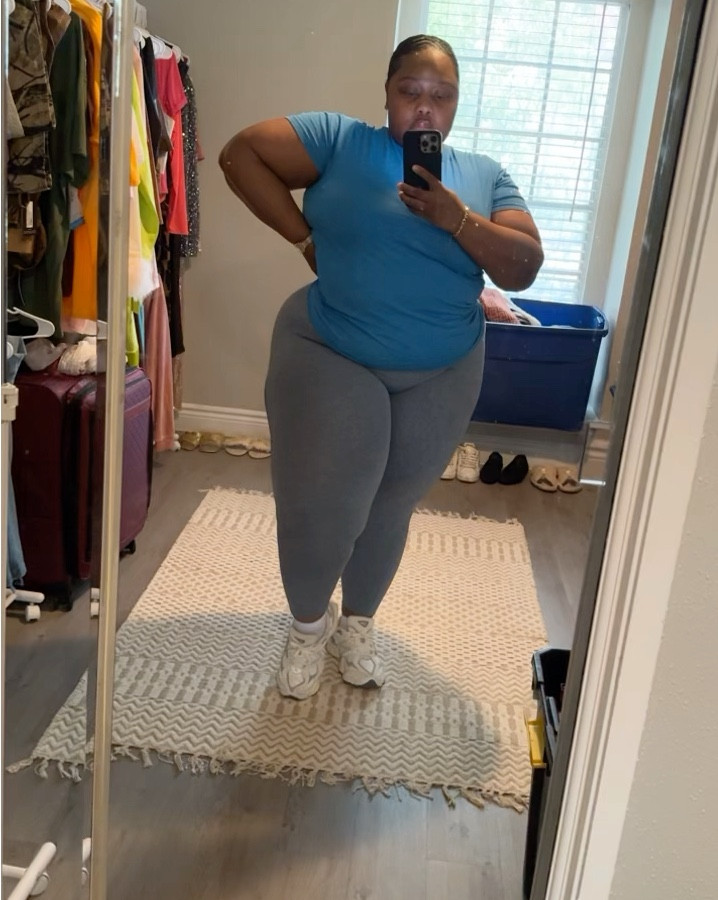 Theeeee most comfortable scrunch workout leggings! Plus size friendly! Stretchy! A must have! 💯 

#LTKActive #LTKFindsUnder50 #LTKFitness