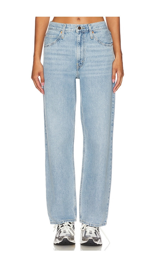 LEVI'S Dad Straight Jeans in Denim-Light. - size 29 | Revolve Clothing (Global)