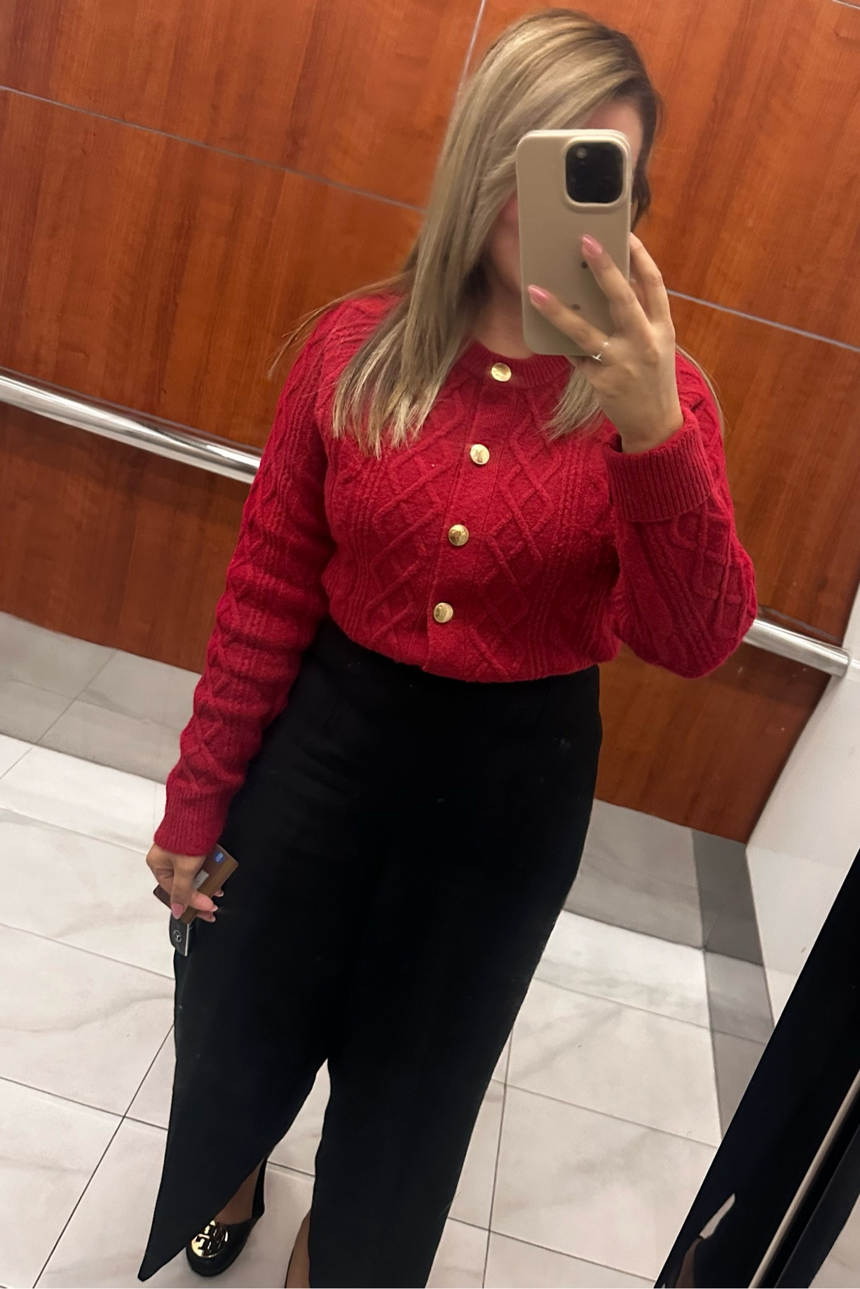 Cardigan 🎯

#LTKFindsUnder50 #LTKHoliday #LTKStyleTip