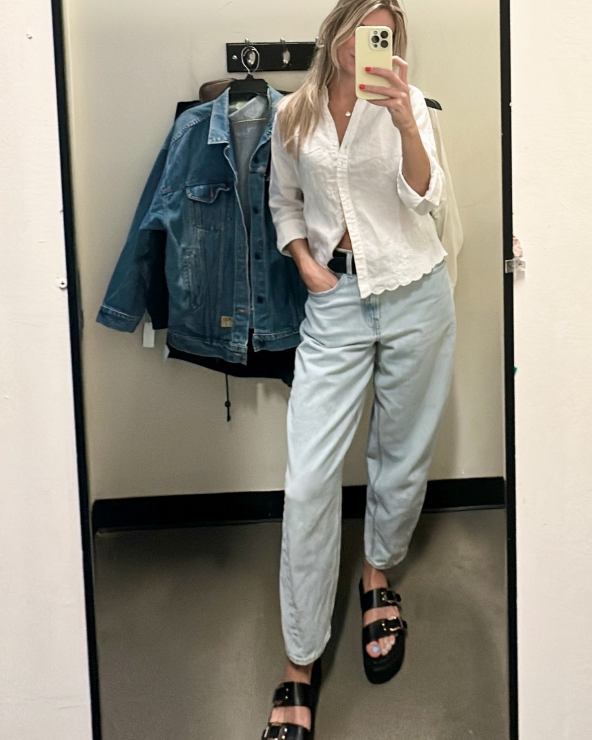 Yes I buy new to thrift too 😌 not a huge fan of used shoes...


#LTKFindsUnder50 #LTKShoeCrush