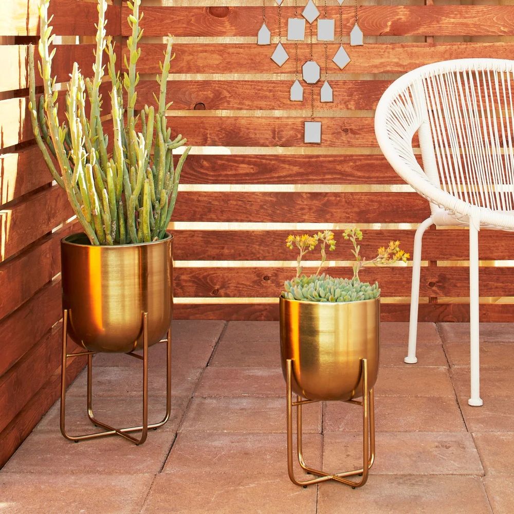 Havenside Home Sebasco 2-piece Round Indoor/Outdoor Metallic Gold Metal Planters Set (As Is Item) (S | Bed Bath & Beyond
