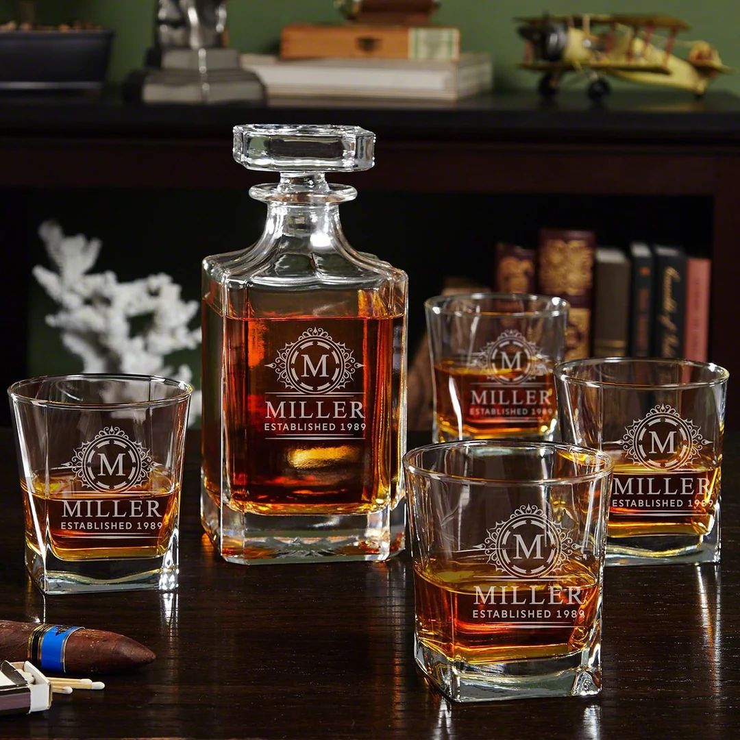 Engraved Bourbon Decanter Set With Bourbon Glasses - Etsy | Etsy (US)