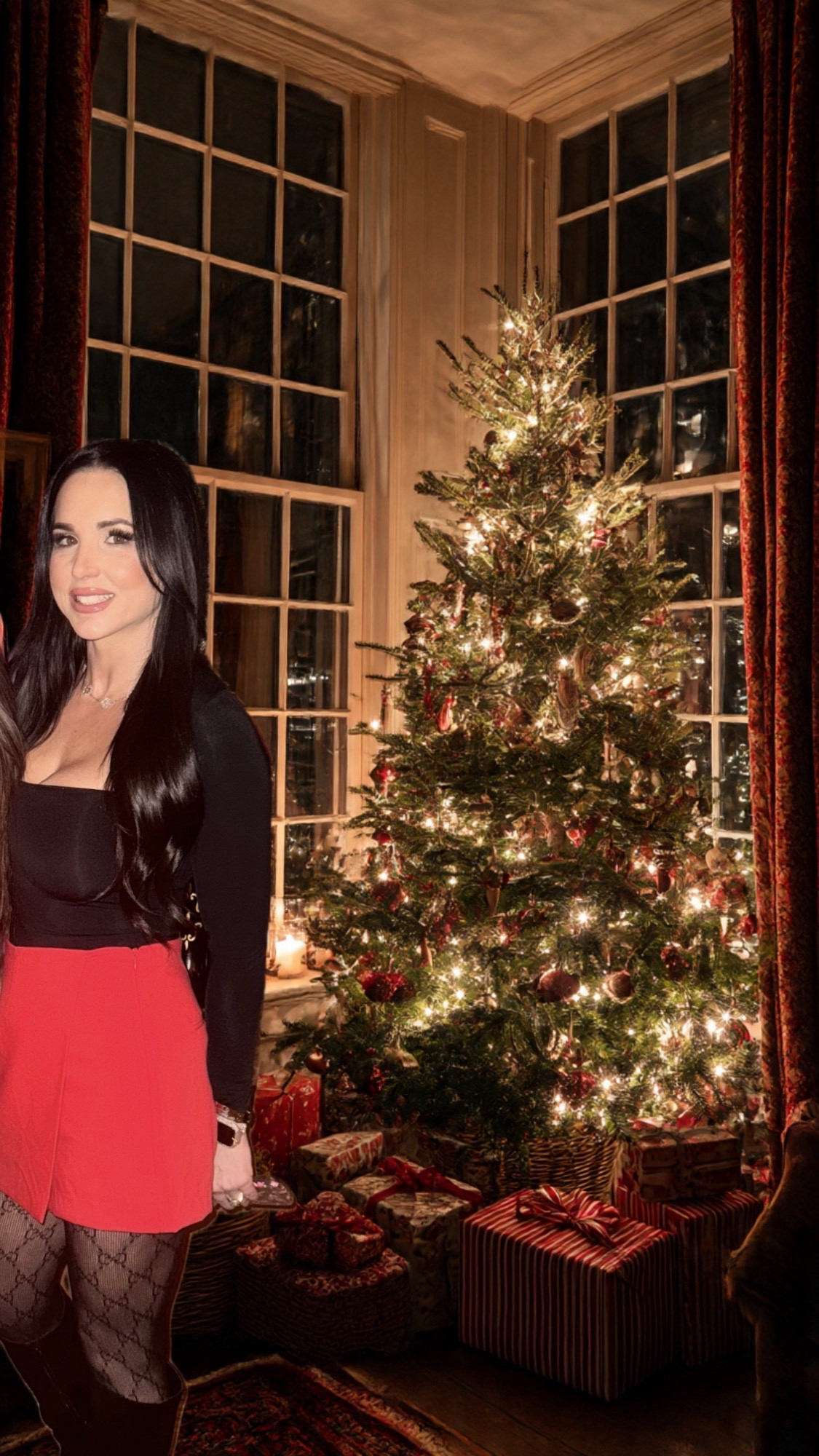 Holiday glam, but make it wearable ✨🎄
Obsessed with this festive look for parties, dinners, and all the December plans. Linked everything I’m wearing over on LTK so you can recreate it easily 🤍

Shop the outfit 👉 link in LTK
#LTKHoliday #LTKStyle #HolidayOutfit #FestiveFashion #HolidayGlam #LTKUnder100 #PartyOutfit