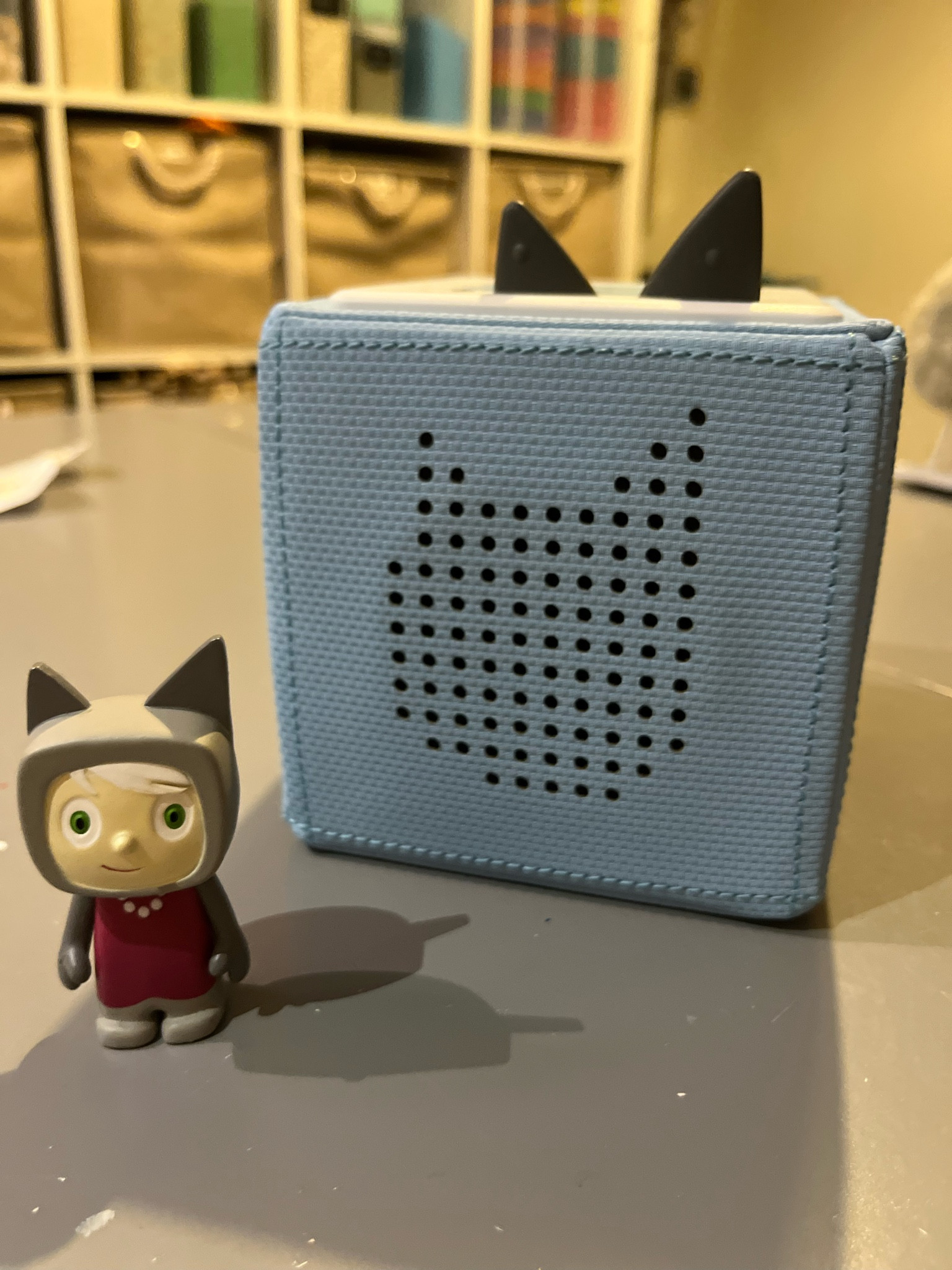 My mom recorded a creative Tonies figure before she went home, so the kids could hear her voice reading their fav books. Soo sweet! 

#grandparents #gifts #kidstoys #kidsactivities