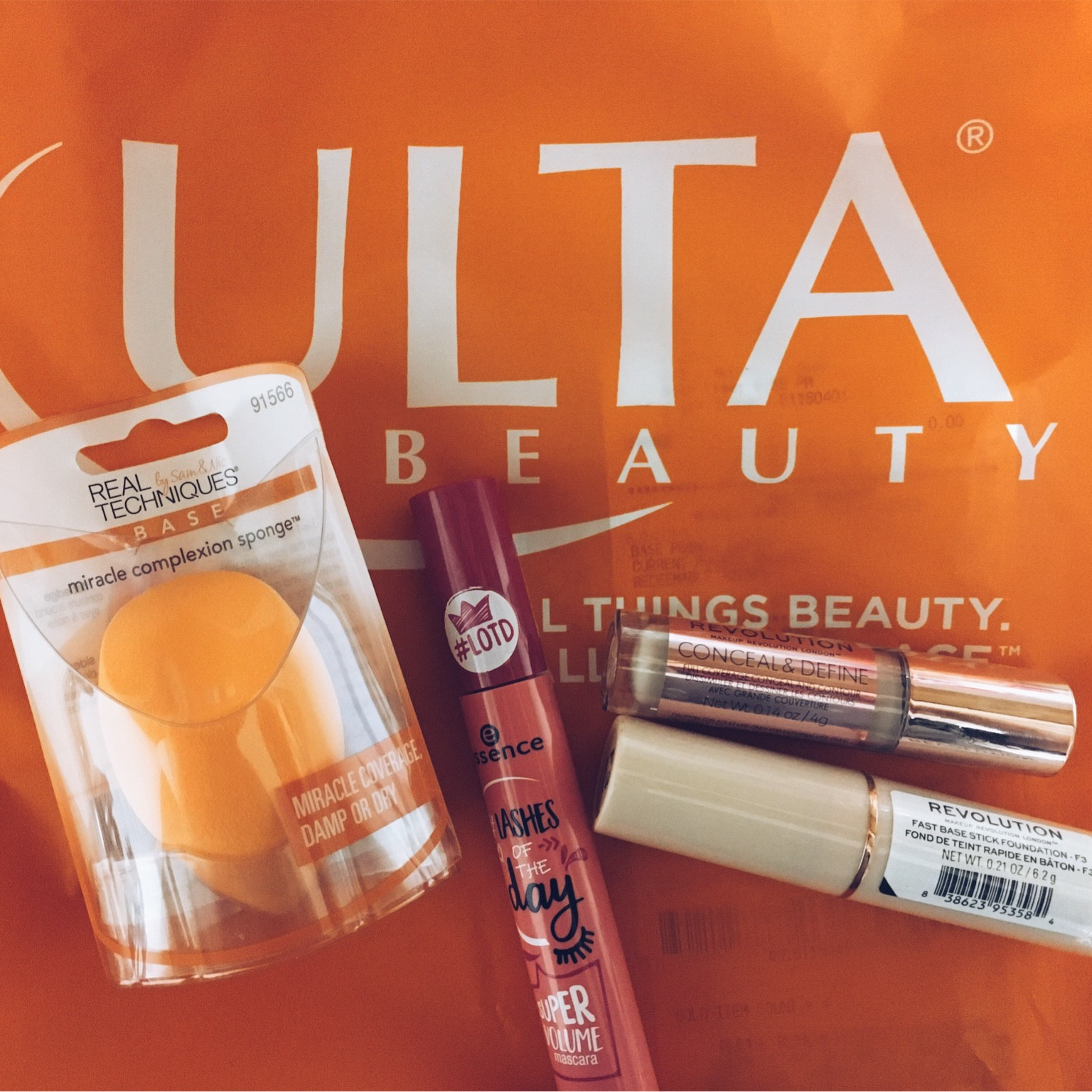 Glam haul from Ulta! 

#ulta #ultabeauty #glam

#LTKStyleTip #LTKItBag #LTKBeauty