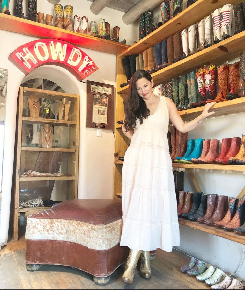 Cowgirl summer, Maxi dress and boots 🤠 

#LTKSummerSales #LTKSeasonal #LTKStyleTip
