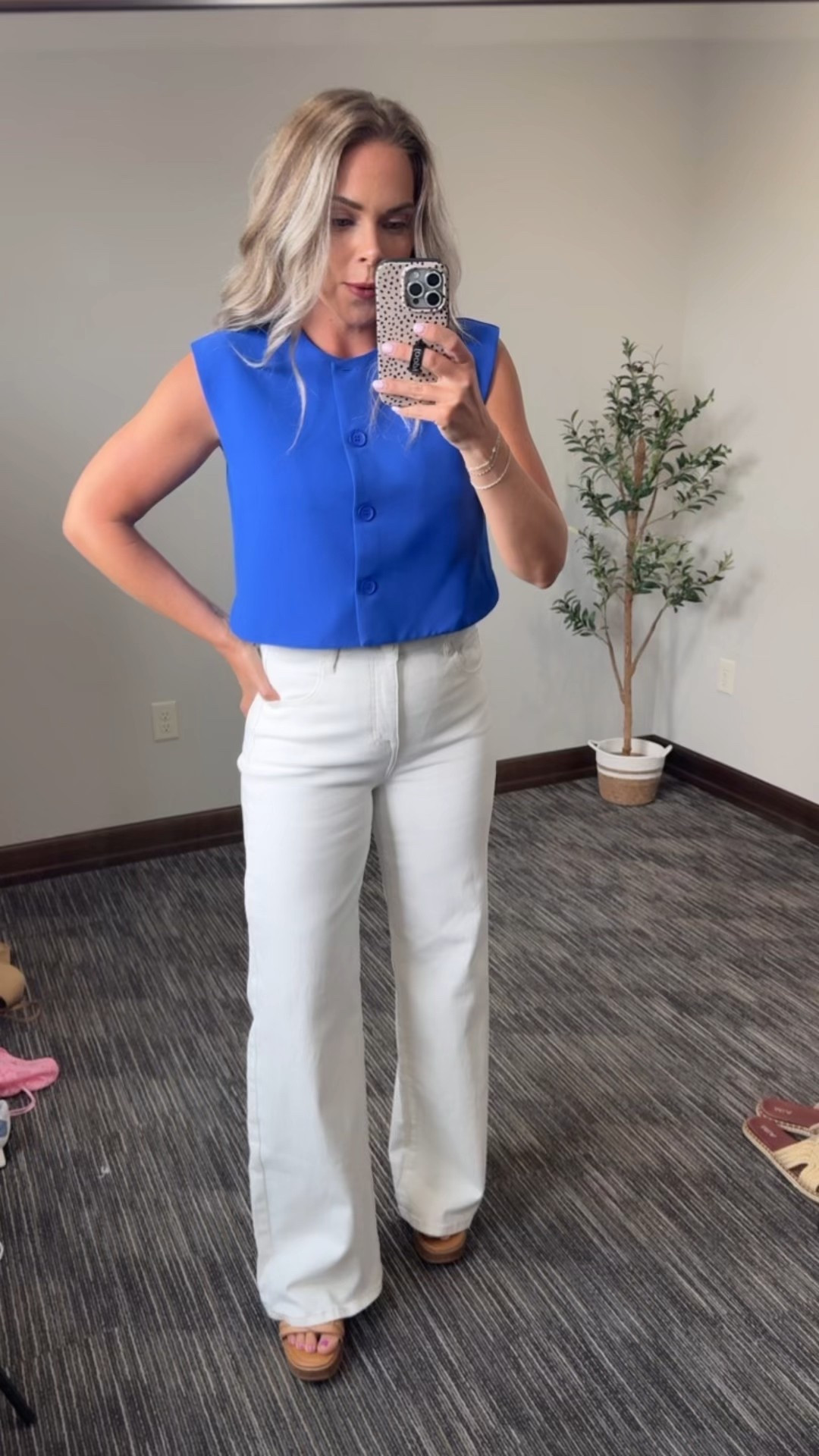 Medium top. Linking similar white jeans  

#LTKSeasonal #LTKWatchNow #LTKStyleTip