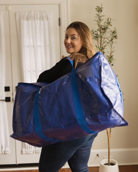 Your favorite big blue bags are on sale! 40% off and just $30 for a 6-pack. Great for moving, kids dorms, seasonal storage, and transporting anything! 

#LTKSaleAlert #LTKHome #LTKFindsUnder50
