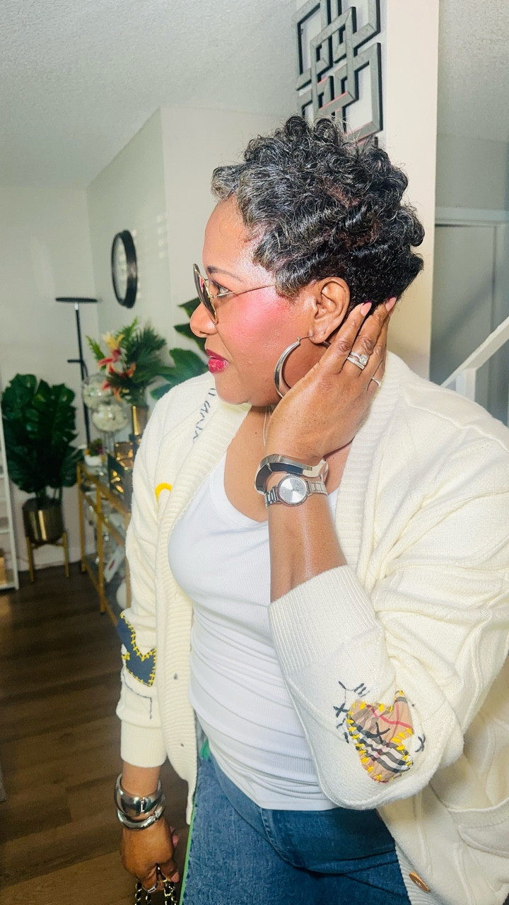 🧚🏾‍♀️“Life’s too short for boring hair. A pixie cut says: fearless, fierce, and fabulously free.” 🧚🏾‍♀️

pixie, pixiecut, shorthair, summervibes, summer, over50, genx, pixie, pixiecut, shorthair, instagood

#pixie #pixiecut #summervibes #summerhair #summer #over50 #genx #instagood #1111 #3