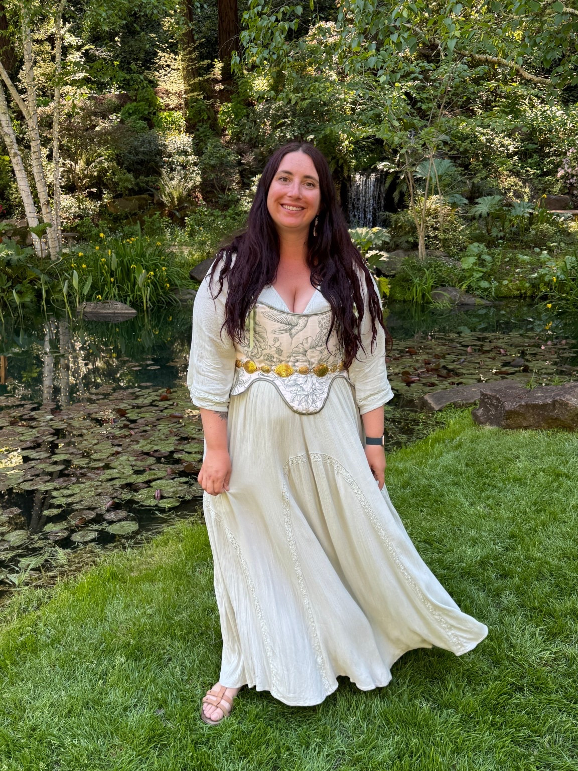 A bit of soft green whimsy for springtime 🌿💚🌷

#whimsicaloutfits #fairycore #ostaraoutfits #springoutfits 

#LTKMidsize #LTKmomlife #LTKootd