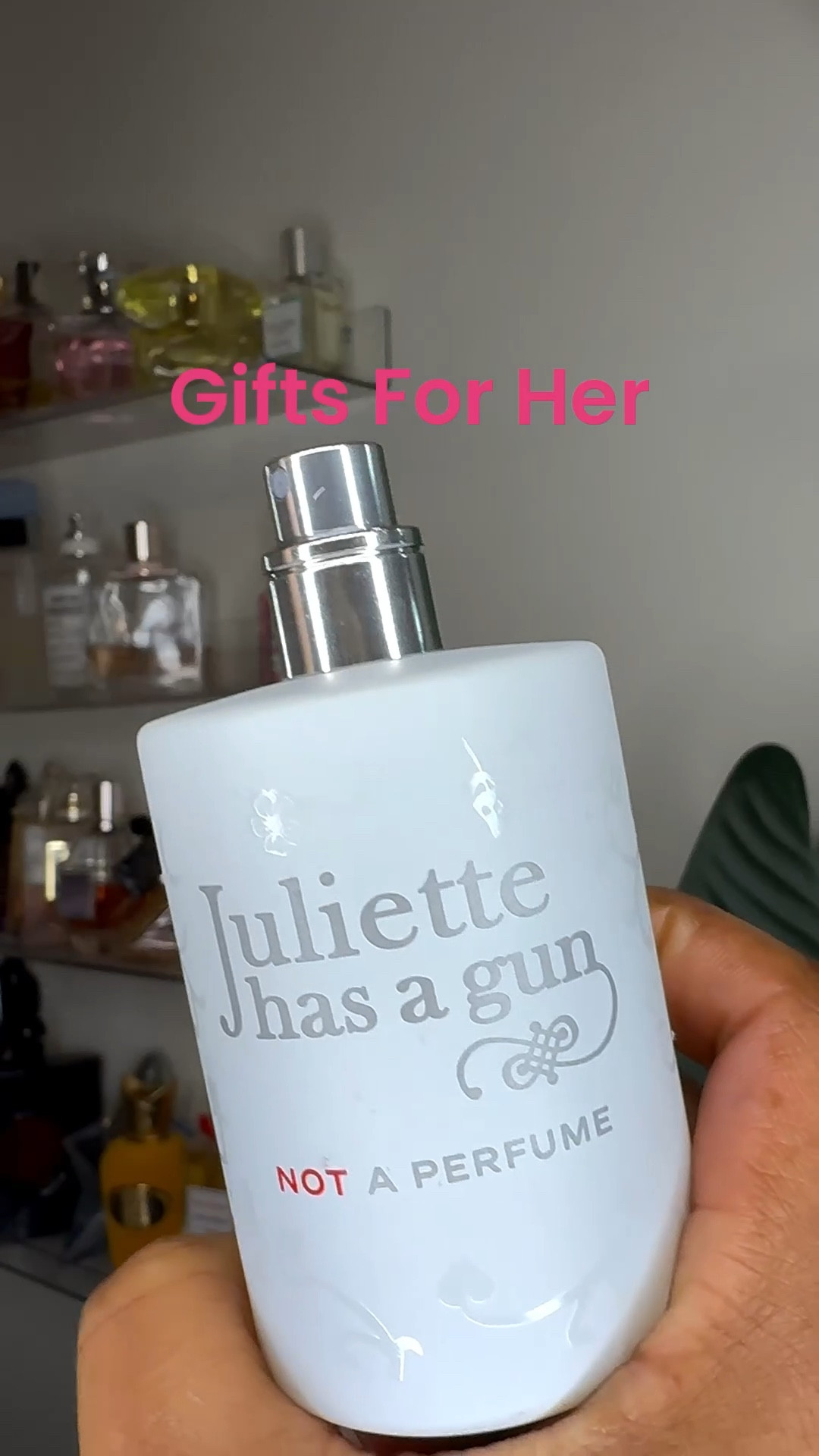 If you’re shopping for her this season, these are the fragrances I always recommend. Soft, sweet, feminine, and perfect for everyday wear — these scents never miss.✨
Whether you’re gifting a loved one or treating yourself, these are perfumes she’ll reach for again and again. 💕
Shop my fragrance favorites below!👇🏽

#LTKGiftGuide #LTKBeauty #LTKGiftsForHer #LTKFragrance #PerfumeLovers #GiftIdeasForHer #FragranceFavorites #BeautyFinds #SoftLifeGirl #ScentOfTheDay #HolidayGiftGuide #AstremaSimone

perfume gift ideas, fragrances for her, holiday gift ideas, signature scent, feminine perfumes, everyday perfume, sweet fragrances, warm floral scent, beauty gifts for her, best perfumes for women, gift guide for her, holiday beauty picks, long lasting perfume, luxury fragrance dupes, soft girl scents

#LTKGiftGuide #LTKHoliday #LTKBeauty