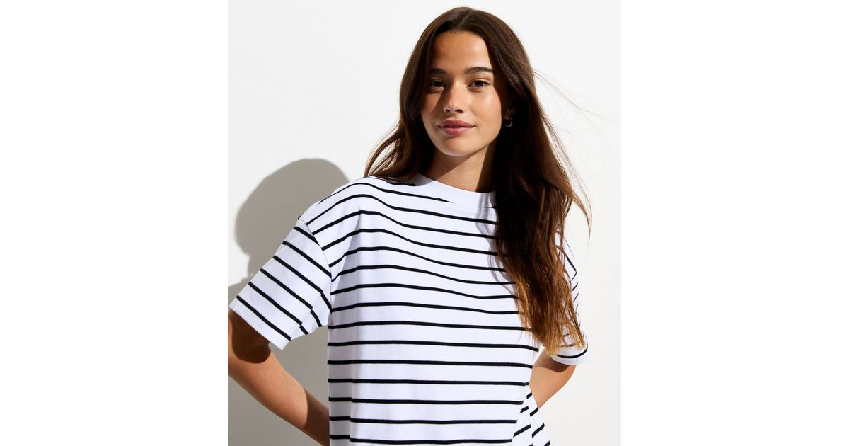 White Premium Stripe Oversized Cotton T-Shirt  | New Look | New Look (UK)