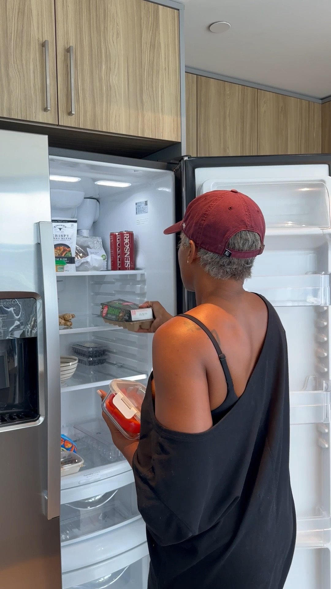 Refrigerator full of healthy snacks 😜

#SnackTime #FridgeOrganization #HealthyHabits #HomeEssentials #xoJalonda

#LTKOver40 #LTKHome #LTKfoodie