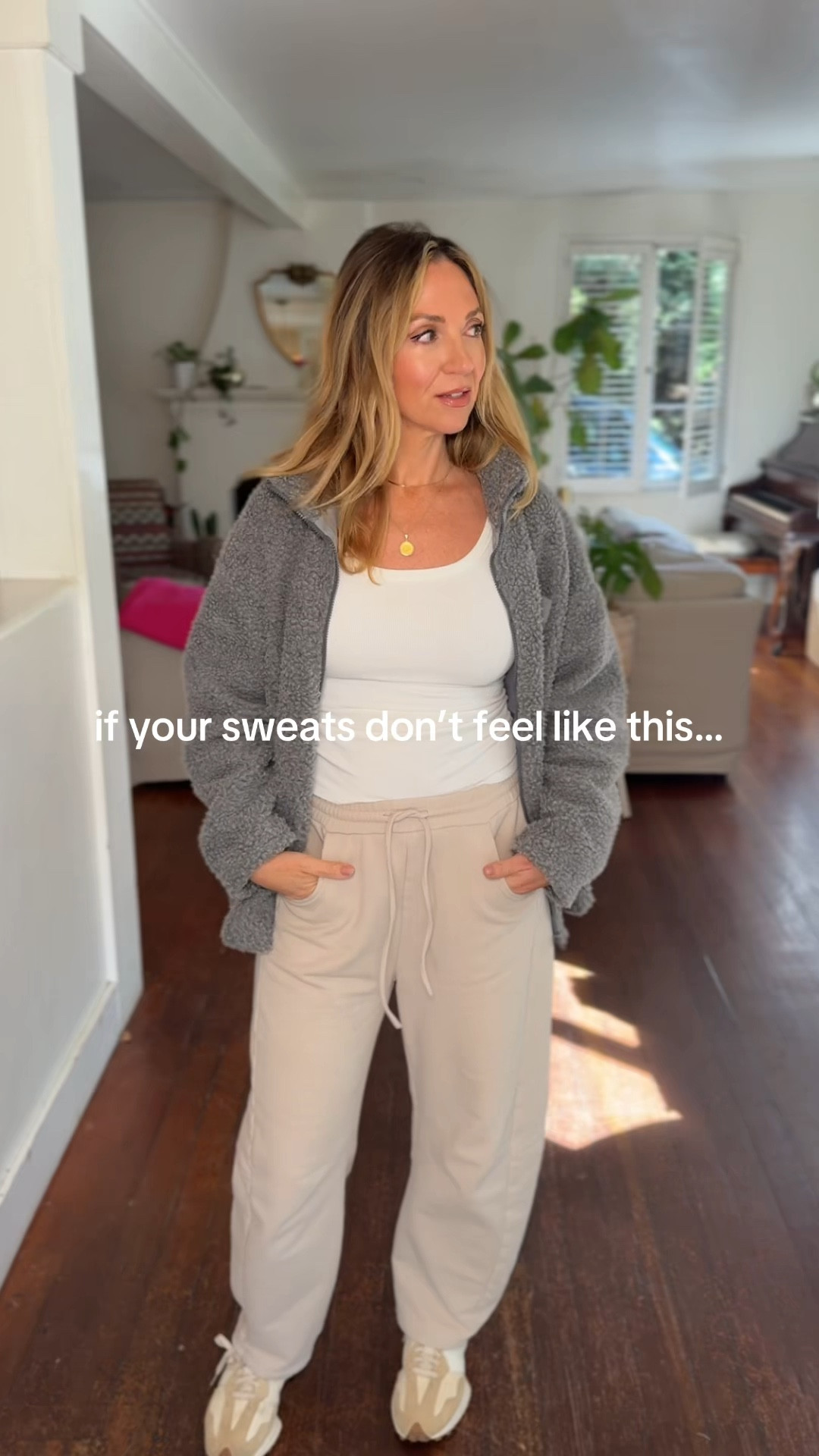 Cozy outfit I live in lately 🤍
This has become my everyday at-home uniform & the first thing I reach for the second I walk in the door!

My fleece-lined barrel leg sweatpants are unbelievably soft, super flattering, and come in so many colors (I want more 🙈). They’re the perfect mix of cozy + put-together and such a good affordable find.

Paired with this sherpa jacket that looks way more expensive than it is- so warm, lightweight, and easy to throw on for school drop-offs, errands, or slow mornings at home.

Finished it with a fitted white tank and neutral sneakers for that effortless, elevated casual look.

Details for reference:
Wearing size medium • 5’7 • size 6








cozy outfit, sherpa jacket outfit, fleece lined sweatpants, barrel leg sweatpants, casual mom outfit, elevated loungewear, comfortable everyday outfit, cozy spring outfit, travel outfit, athleisure look, affordable fashion finds

#LTKootd #LTKOver40 #LTKmomlife