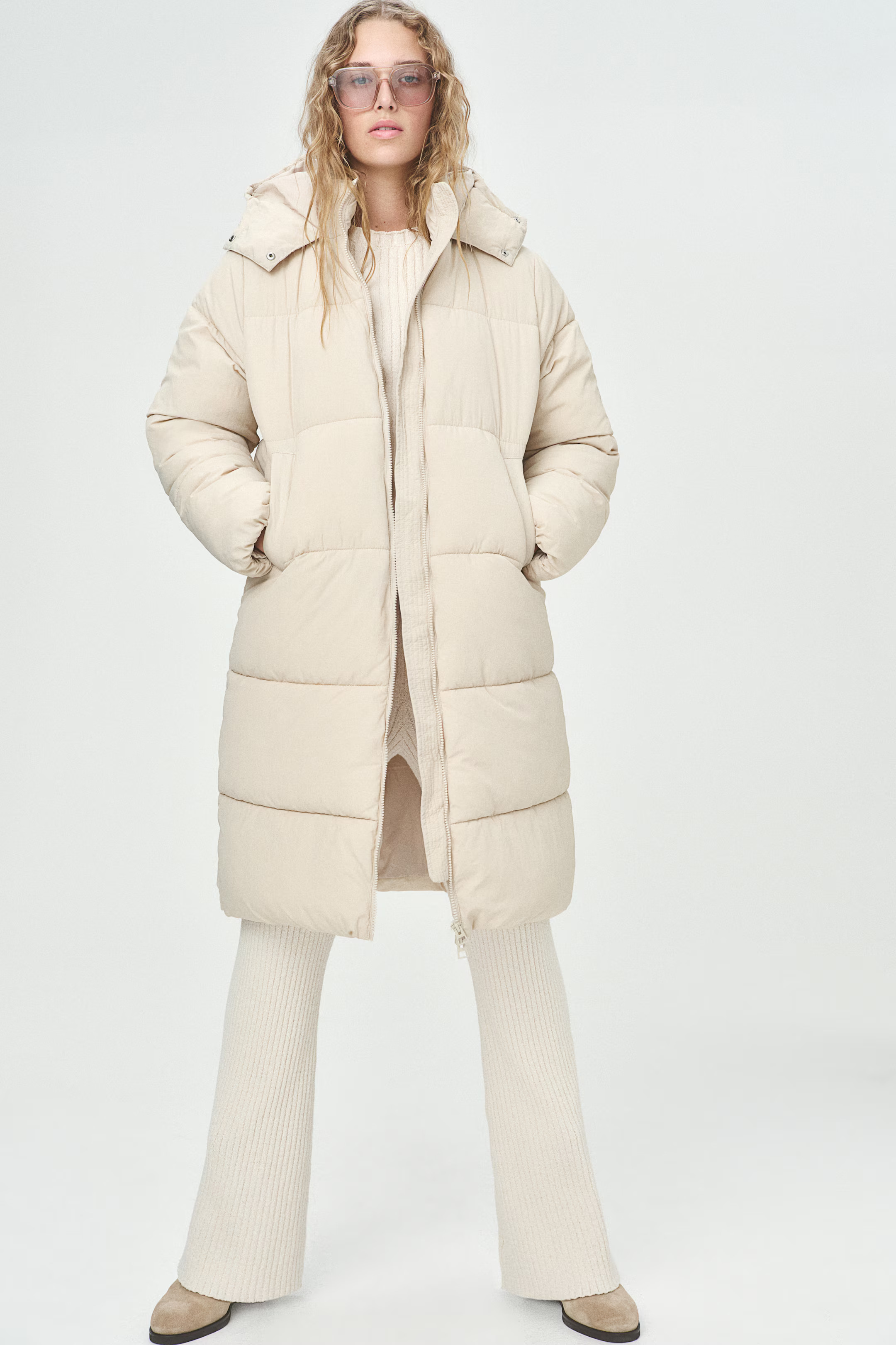 Long puffer jacket - Light beige - Ladies | H&M GB | H&M (UK, MY, IN, SG, PH, TW, HK)