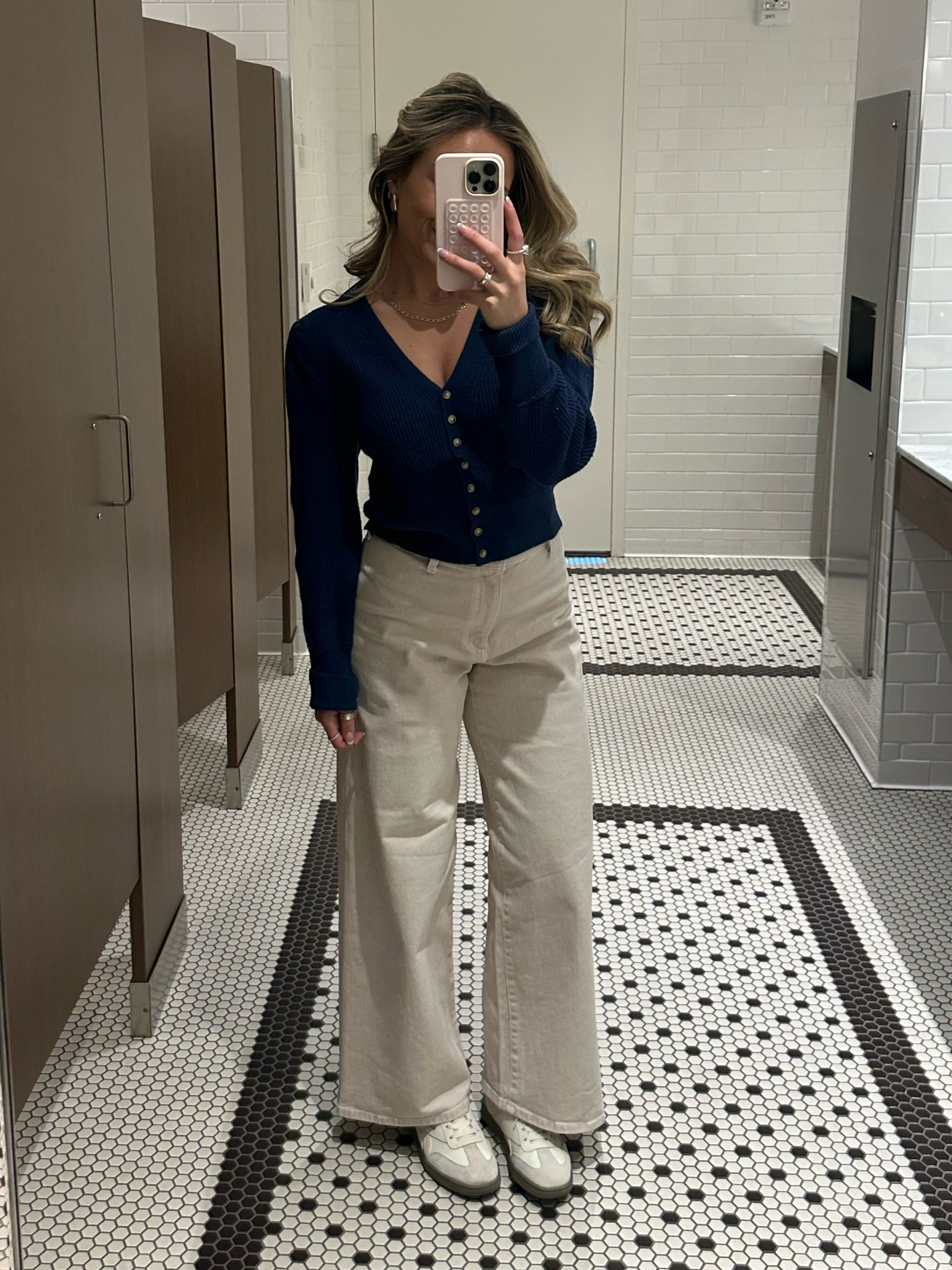 Casual Friday outfit! 🫐👖🫶🏼

#LTKSeasonal #LTKworkwear #LTKstyletip
