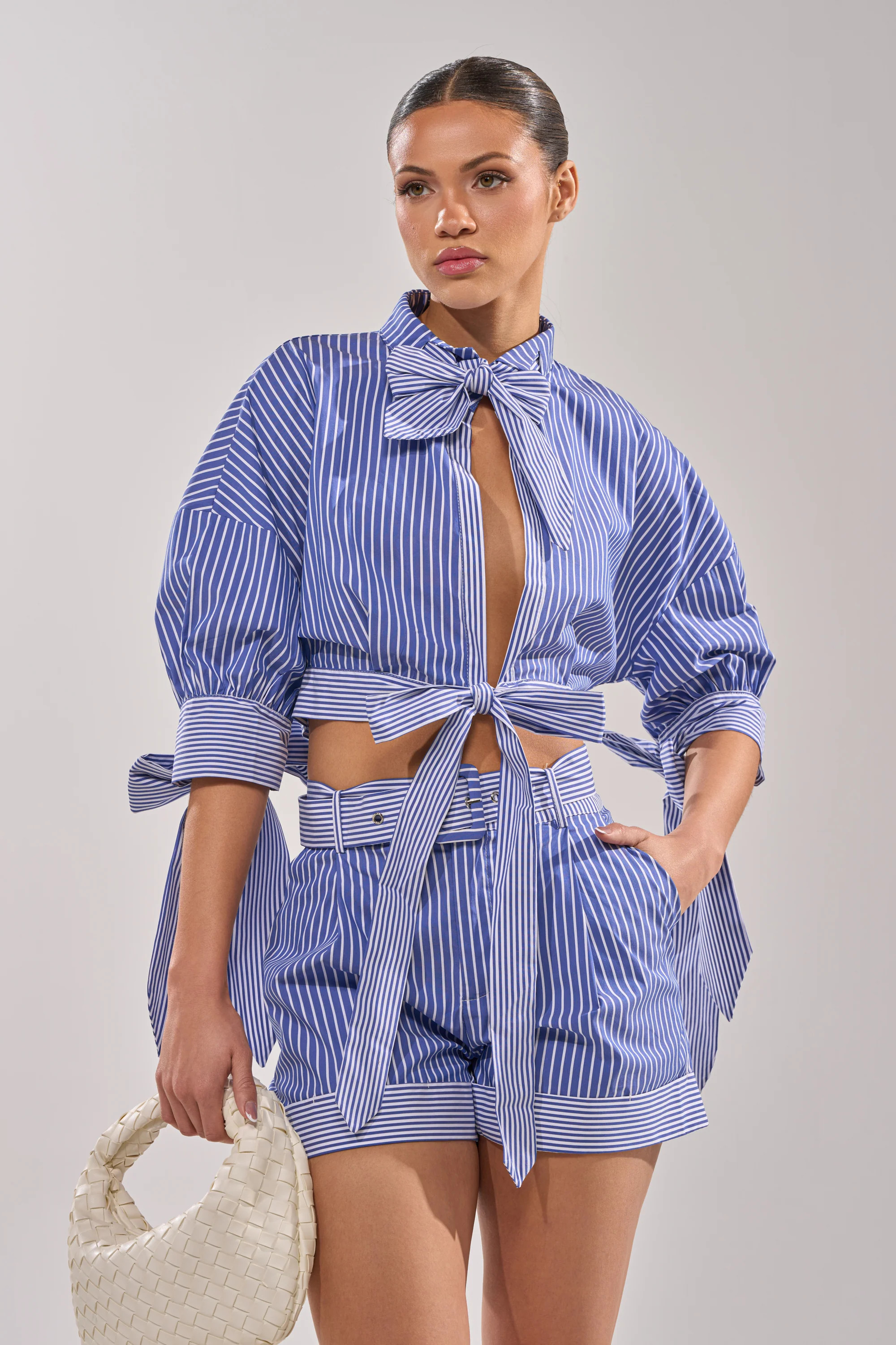 GUESS WHO POPLIN BLOUSE | AKIRA