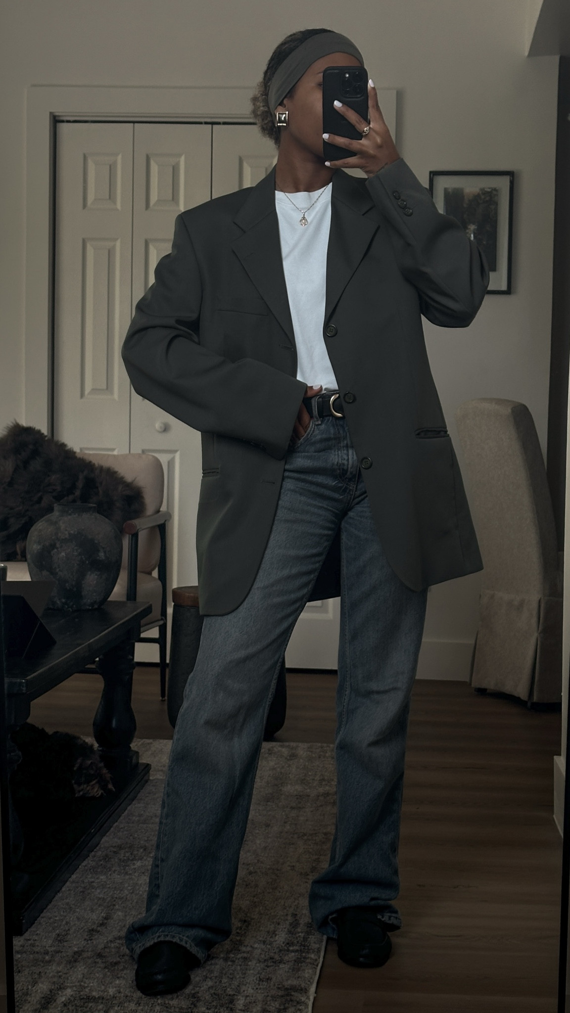 Sentimental blazer to complete today’s look 🕊️

#LTKShoeCrush #LTKStyleTip #LTKFindsUnder100