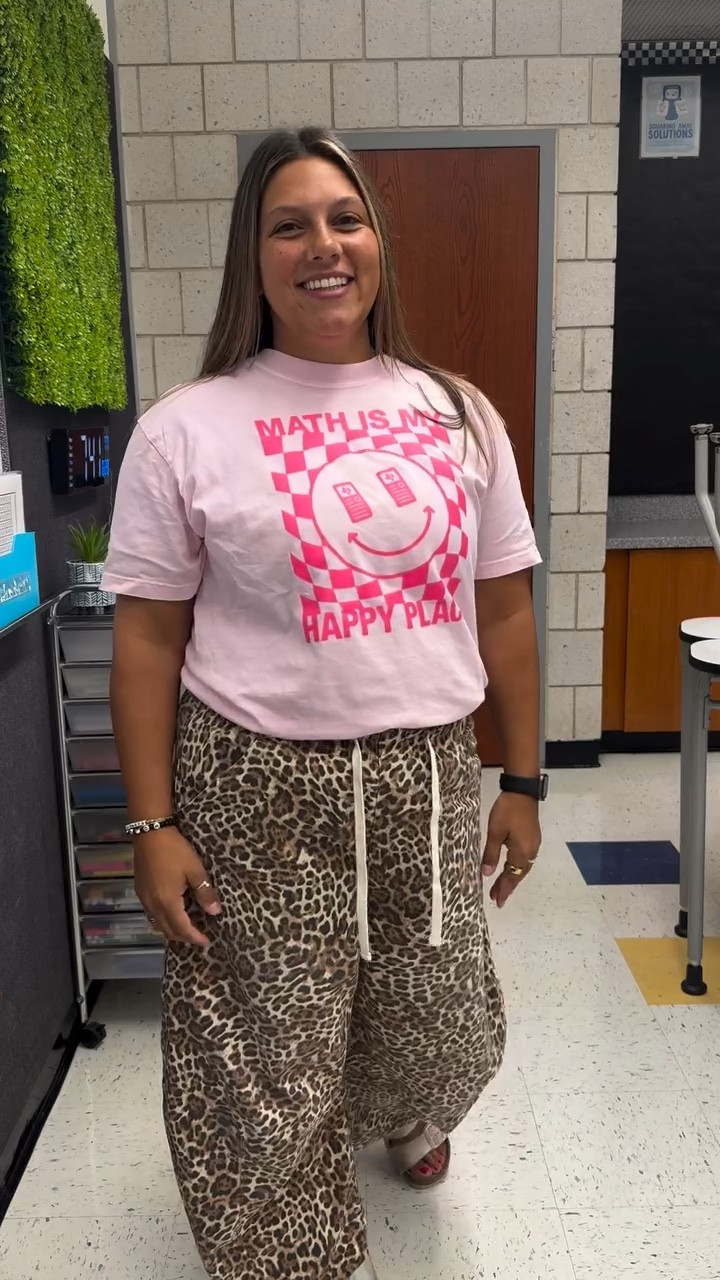 ✨ Day 1 (Year 9) fit check! ✨

I might be a little late posting, but the first day back had us busy busy busy! 🐆💼
Feeling comfy + confident in this look that carried me through all the chaos.

Want the details? 👉 DM me “leopard” and I’ll send you the outfit link!

#TeacherStyle #OOTD #FirstDayFit #TeacherLife #TeacherOutfits #BackToSchoolStyle #ClassroomFashion #TeacherOOTD #TeacherInspo #WhatTeachersWear #TeacherWardrobe #StyleInspo