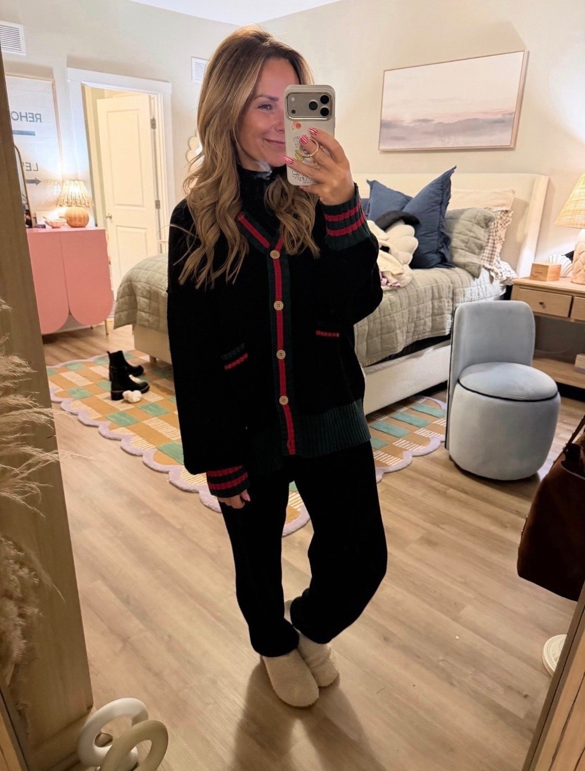 Cozy, polished, and holiday-errand approved.
This cardigan looks designer without the price tag, and the soft knit pants + slippers combo is peak “mom life but make it cute.”
Linking everything I’m wearing + a few similar styles. 🖤✨

cozy winter outfit, affordable cardigan, comfy loungewear set, petite friendly, holiday errands outfit, winter wardrobe staples