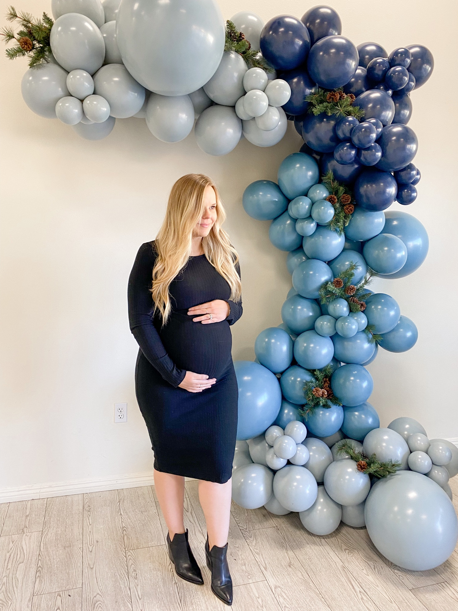 Baby Shower Dress ❄️💙

Baby shower / baby shower dress / fitted maternity dress / maternity photos / maternity dress / long sleeve maternity dress / pinkblush / pinkblush dress / pregnant / maternity / mom to be / mama / pregnancy / hospital bag / baby shower decorations / baby it’s cold outside / snowflakes



#LTKHoliday #LTKbump #LTKbaby