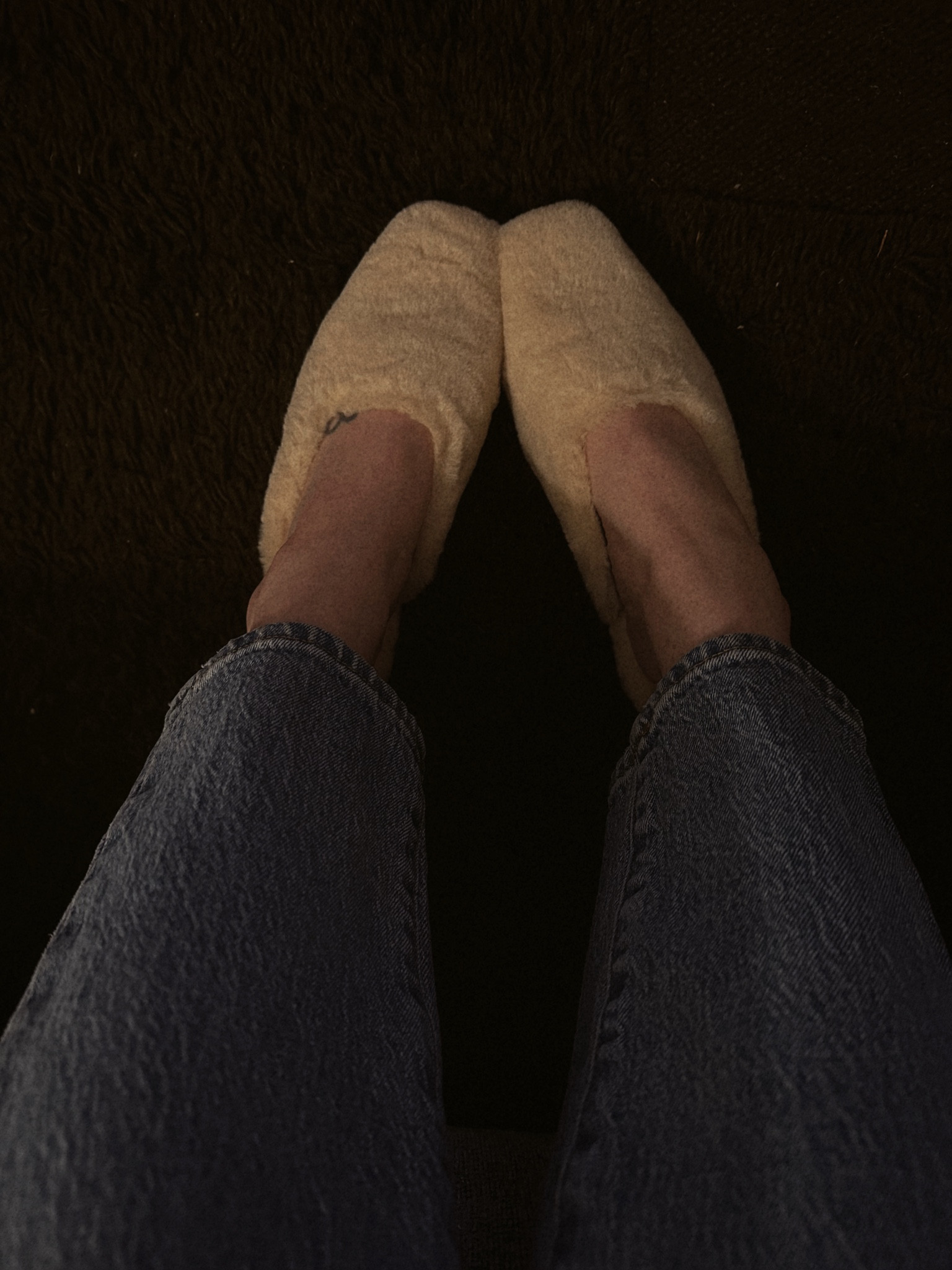 New cozy slides!

#LTKshoecrush #LTKGiftGuide #LTKstyletip