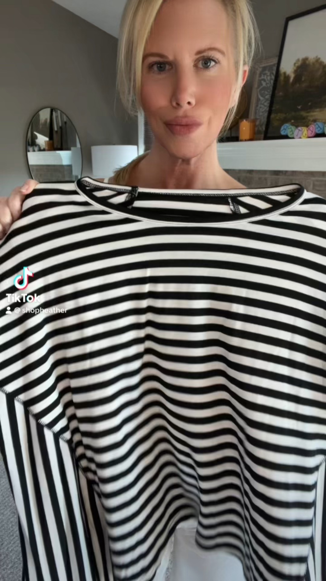 This outfit screams summer! Love the flowy top and some white jeans! Bring on the party 🎉 

#LTKSeasonal #LTKBeauty