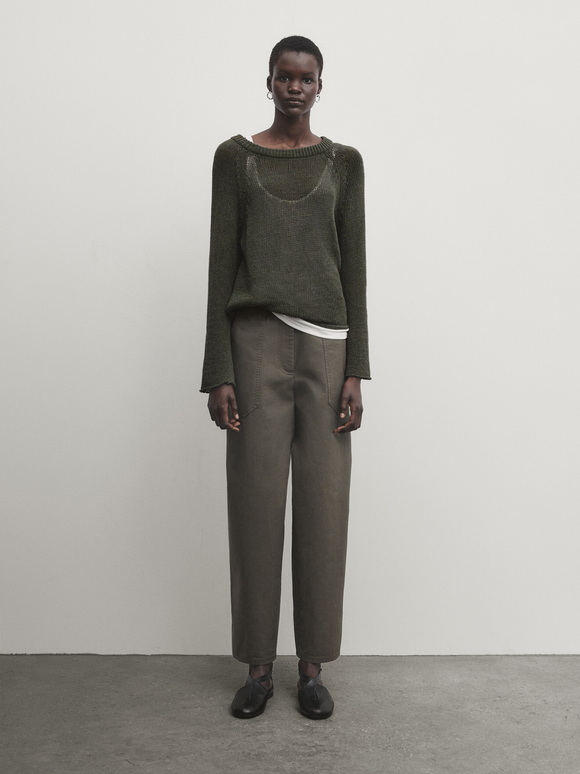 Cotton blend knit sweater with crew neck | Massimo Dutti UK