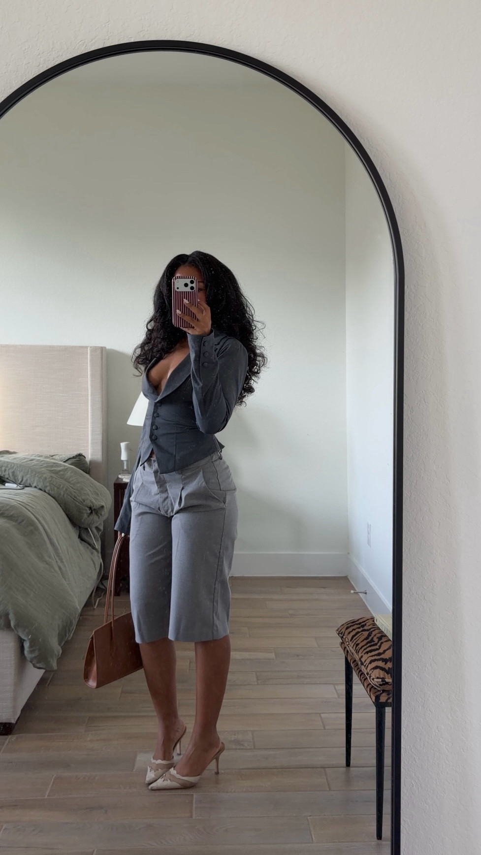 Is this outfit worth the wear? 🧐let’s follow my style framework and assess! #outfitstyling #styletips #springoutfitideas #springootd 

#LTKootd #LTKgrwm