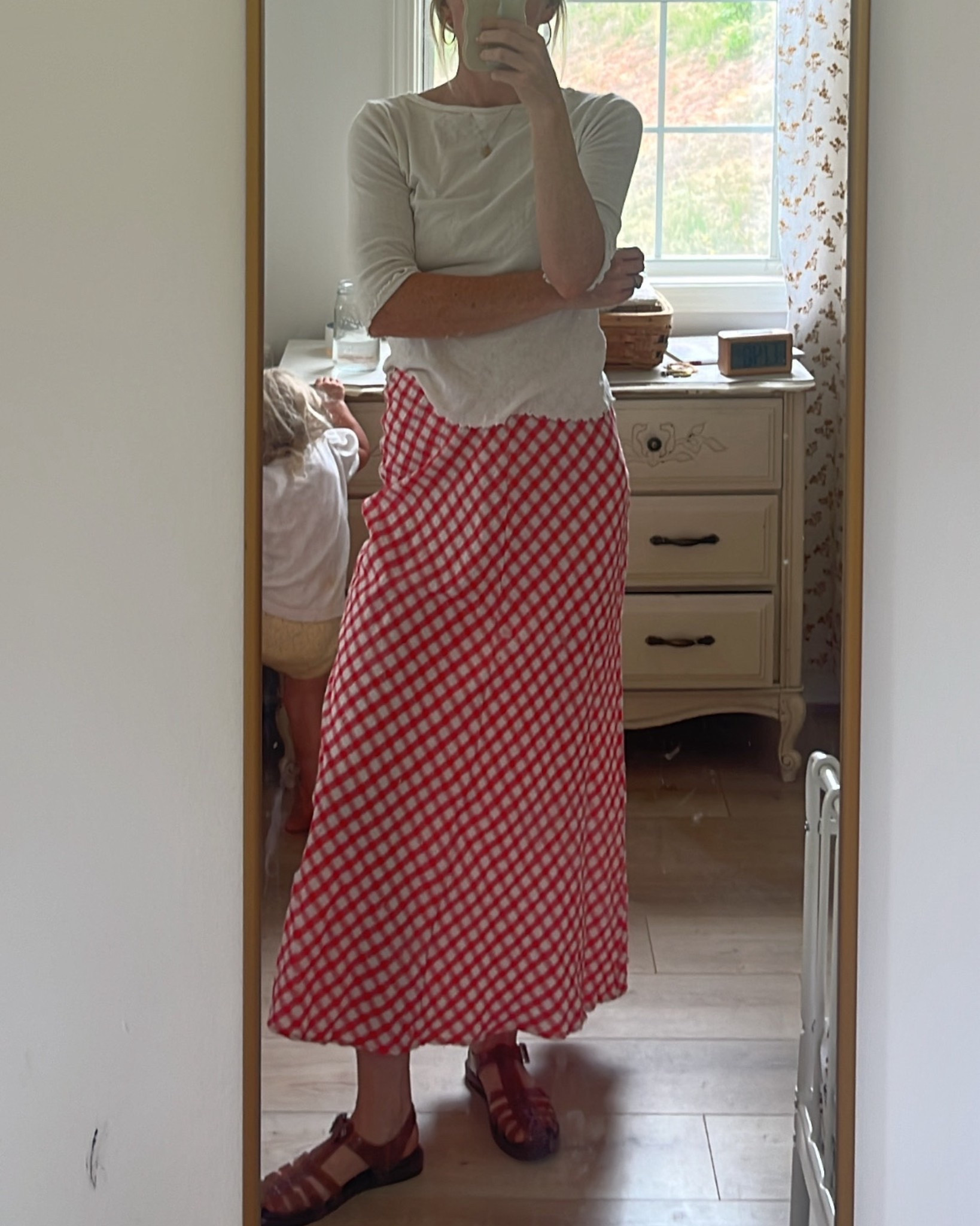 90’s mom style 

#LTKMothersDay #LTKmomlife #LTKgrwm