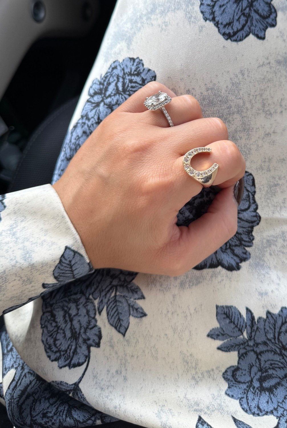 Horseshoe ring 

#LTKSaleAlert #LTKFindsUnder50