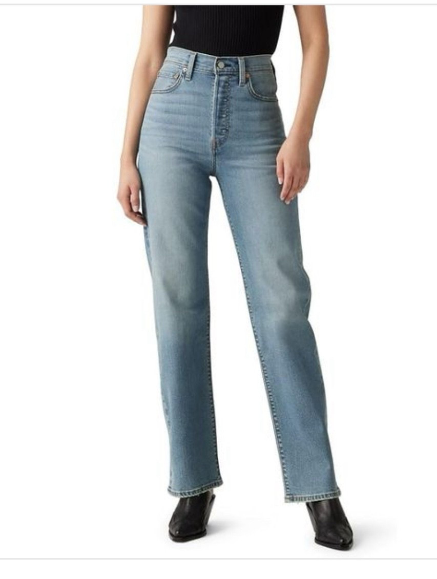 Levi ribcage jeans on major sale on Amazon right now!!!