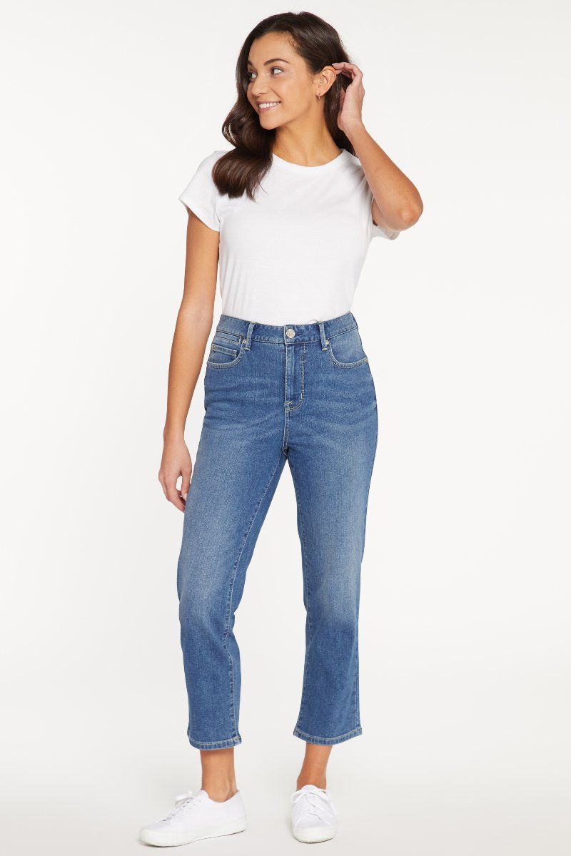 High Rise Tower Straight Jean | Seven7 Jeans