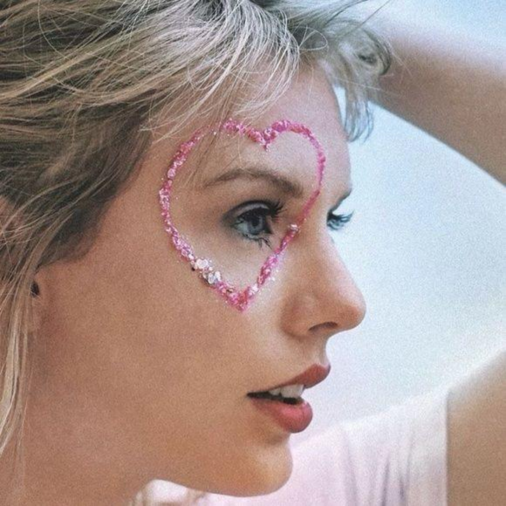 Makeup and hair product favorites for the Eras Tour!!

#taylorswift
#erastour

#LTKStyleTip #LTKBeauty