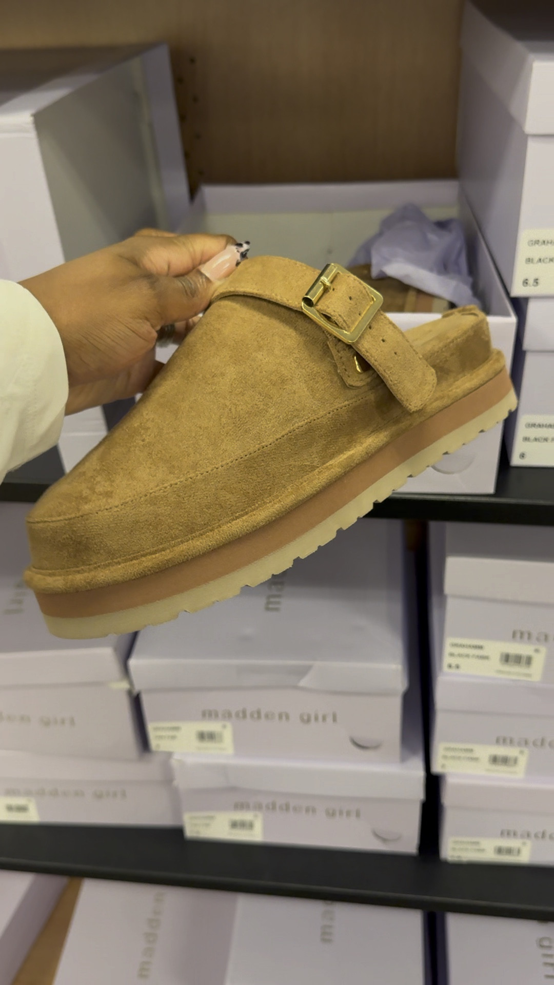 $28 clots for the fall from Kohl’s 

#LTKSeasonal #LTKShoeCrush #LTKStyleTip