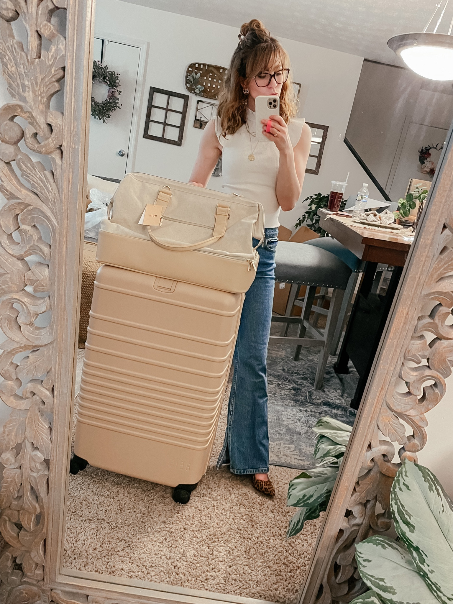 Best luggage! Weekender bag and roller suitcase is perfect for all your travels! 

#LTKFind #LTKtravel
