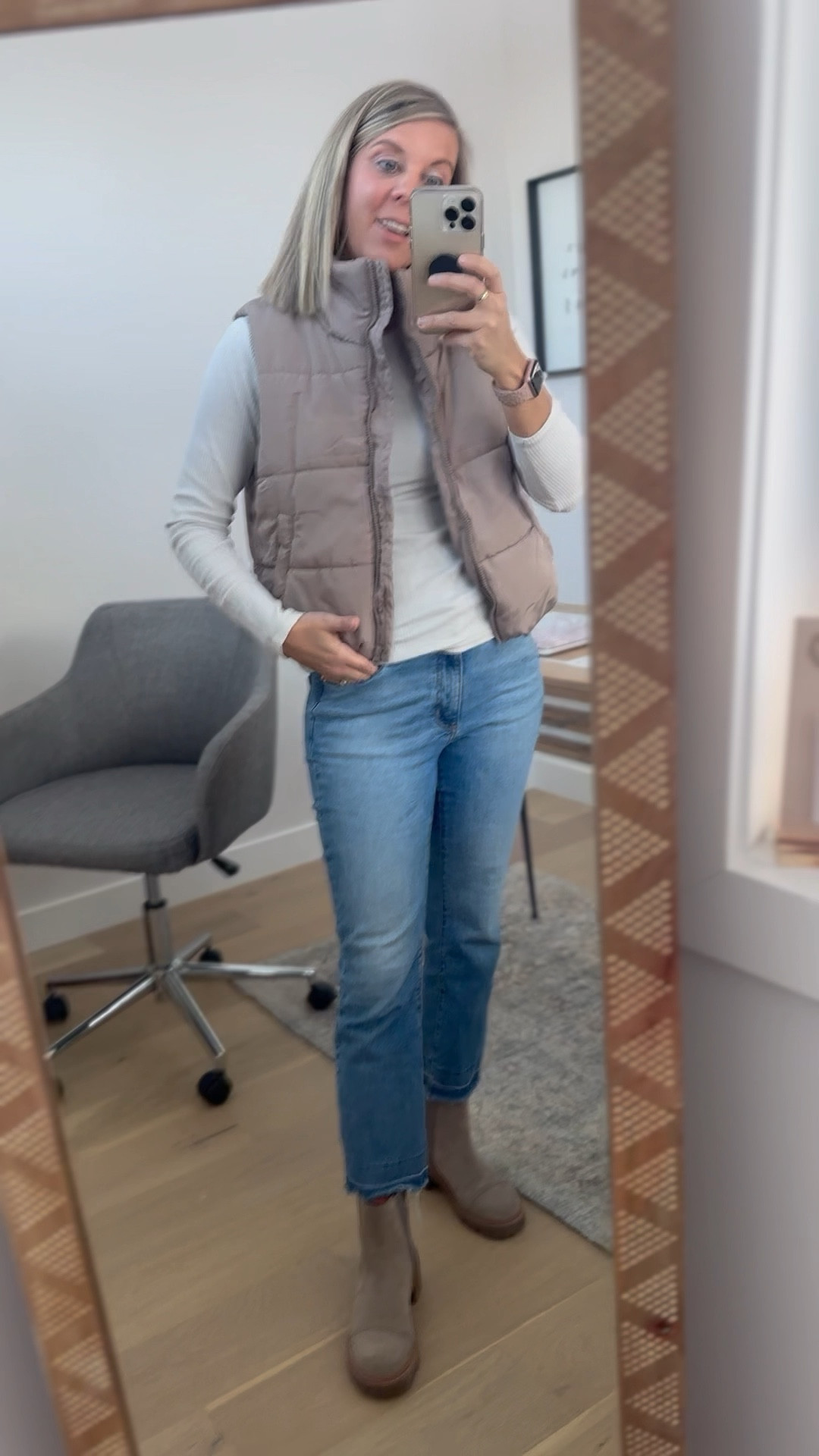 Love this versatile vest paired with jeans and my fav sorels. 

#LTKbeauty #LTKstyletip #LTKworkwear