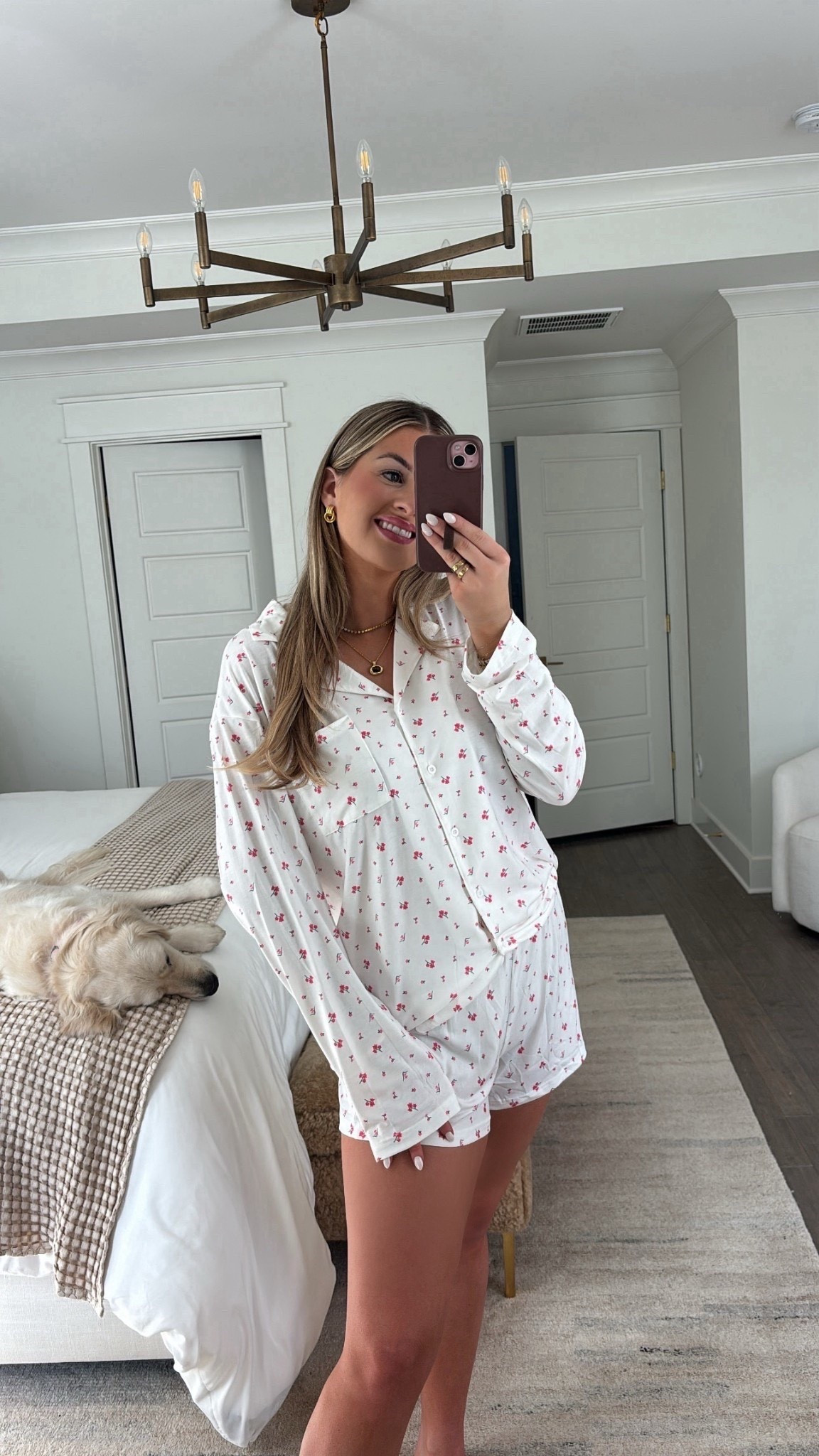 Love this pj set for spring🤍 this print is so cute it’s selling quick!!

Wearing a large!



Pajamas, lounge, sets, shorts, long sleeve, floral, sleep, relax, day off, comfort, sidneymarieduke 

#LTKHome #LTKSeasonal