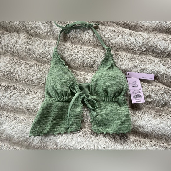 Cute crochet bikini top | Poshmark