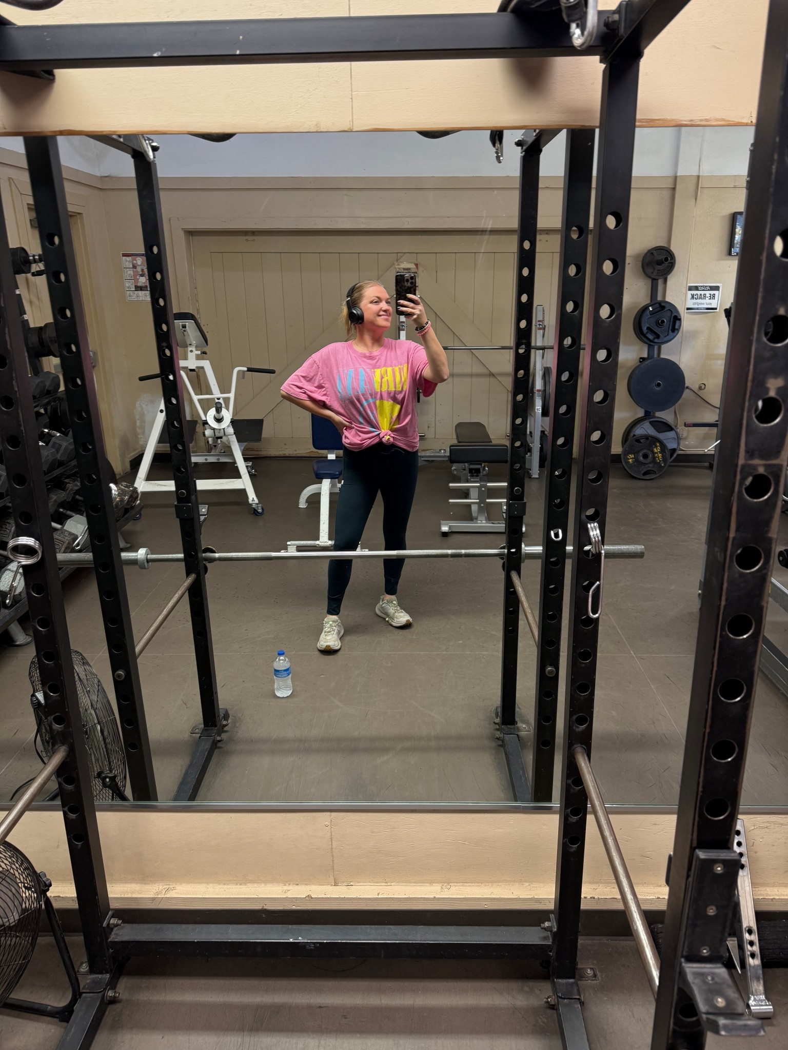 Back in the gym… not to be perfect
just to be consistent.

I’m starting small, moving my body again,
and getting back into routines that make me feel strong.

Also this tee is one of my favorites because:
• it’s soft
• it fits cute but comfy
• it washes well
• I actually WANT to wear it

Nothing dramatic.

Just choosing myself a little more every day
before the new year even starts 🤍

I linked the tee + a few gym things I always use below.



#LTKselfcare #LTKdayinmylife #LTKActive