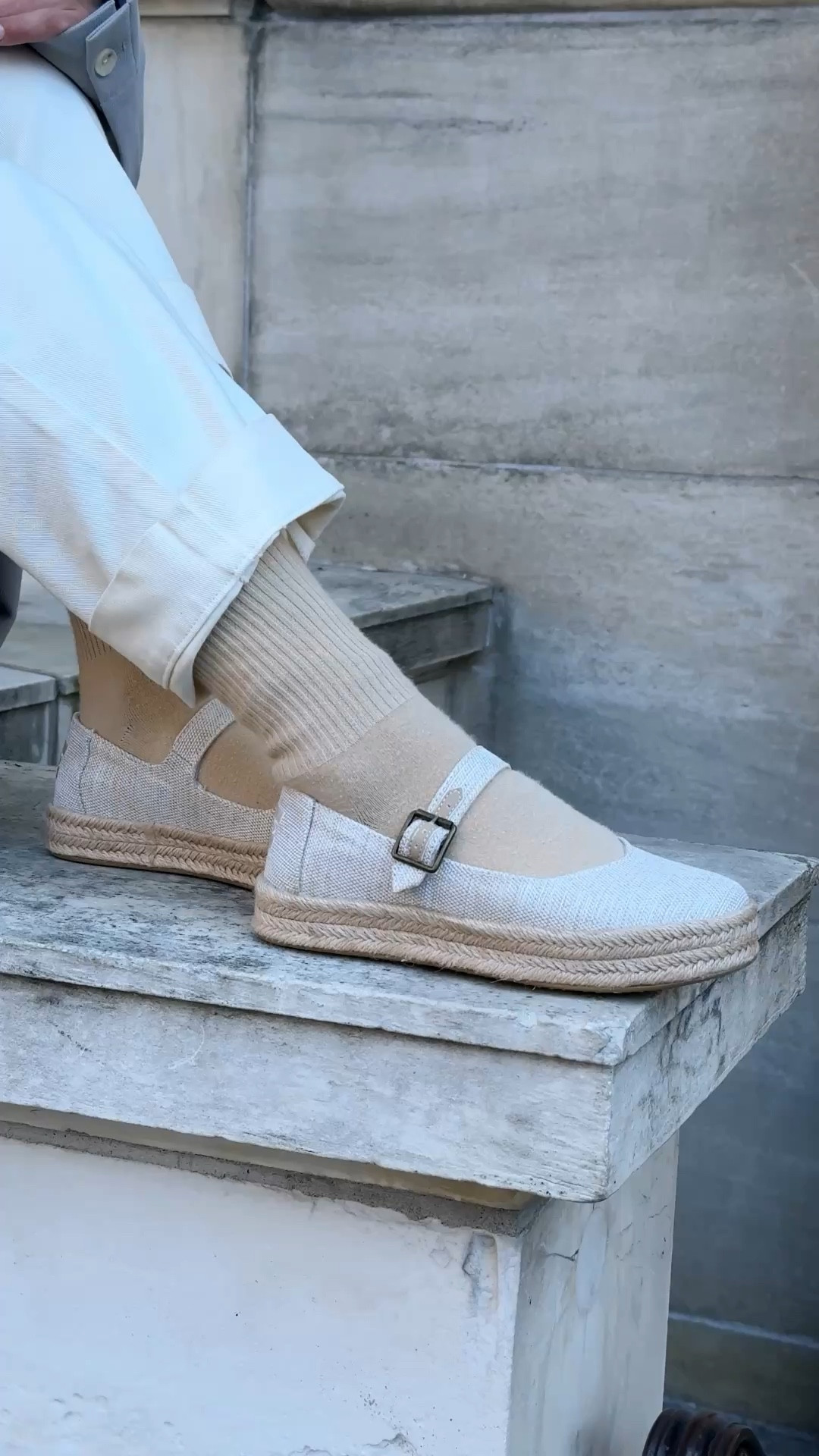 Neutral tones, timeless layers. Effortlessly polished for the city. 🤍 @toms
#StreetStyle #NeutralStyle #CityChic #MinimalFashion #OOTD



#LTKootd #LTKSeasonal #LTKspringtrends