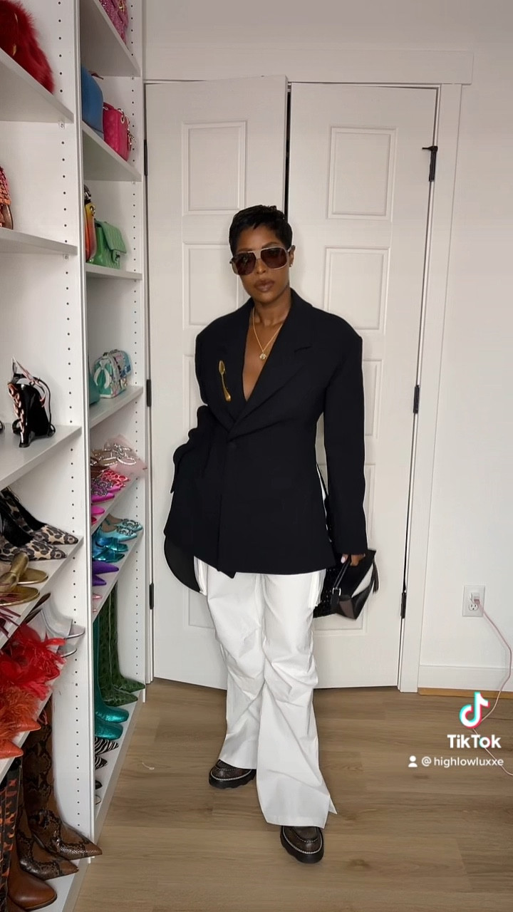 Wearing a 36 in the blazer 