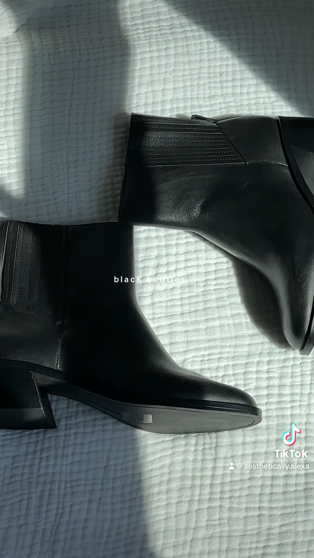 The BEST black booties to add to your wardrobe! They’re chic, comfortable AND waterproof. 🖤 

#LTKGiftGuide #LTKSeasonal #LTKstyletip