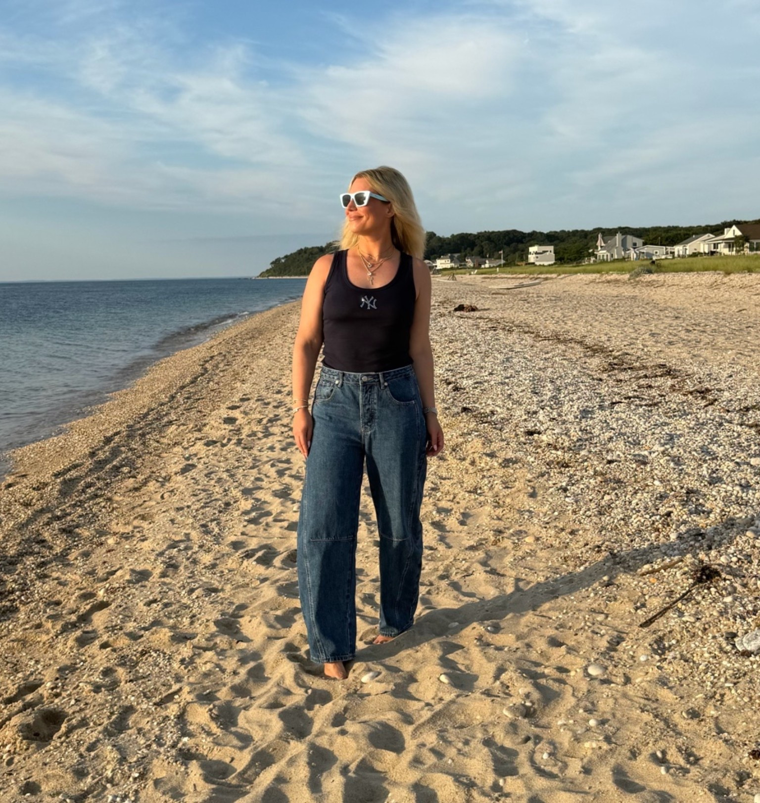 Beach days are the best days - and these are the best jeans 💌 — daily edit cover from Found by Em