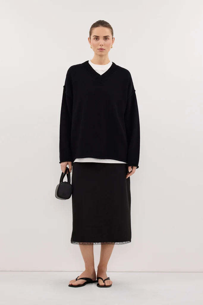 FLINT BLACK V NECK KNIT JUMPER | DISSH