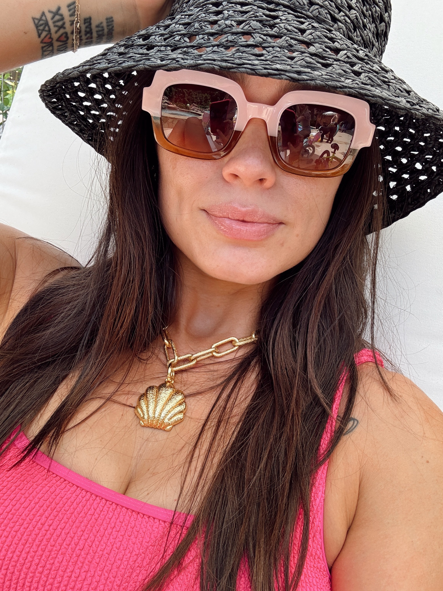 Pool side attire // good American // bucket hat // vacation outfit 

#LTKTravel #LTKStyleTip #LTKSwim