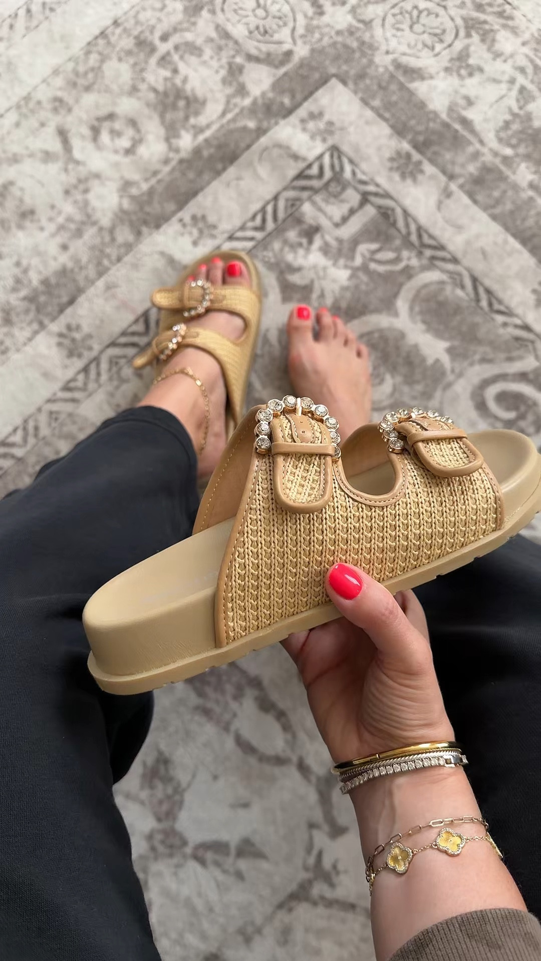 Sandals on sale! 
True to size 

#LTKSaleAlert