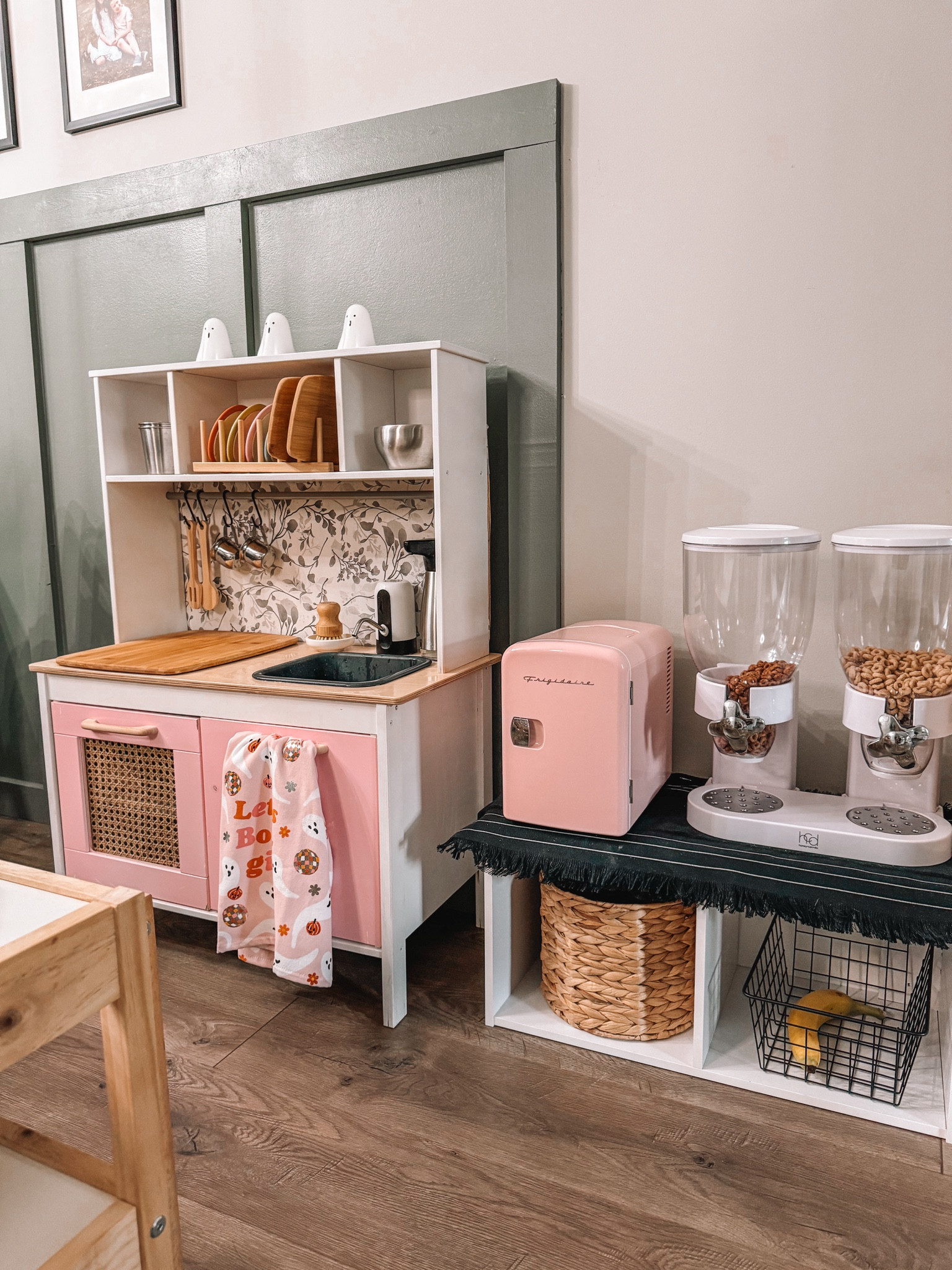 DIY toddler functional kitchen 🫶🏻

#LTKKids #LTKFamily #LTKHome